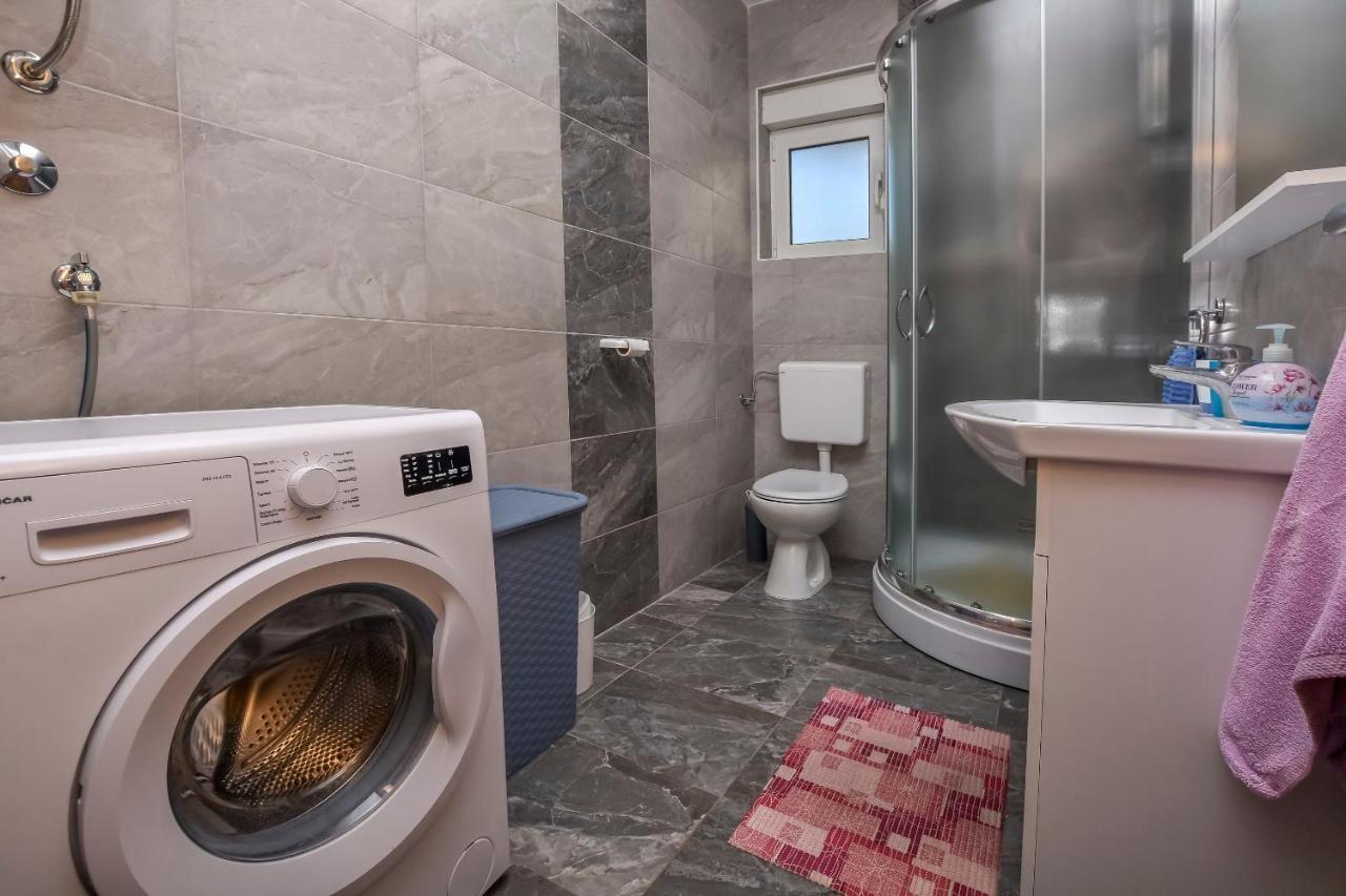 Apartments Markovic 로고즈니차 외부 사진