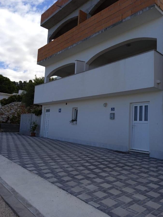 Apartments Markovic 로고즈니차 외부 사진
